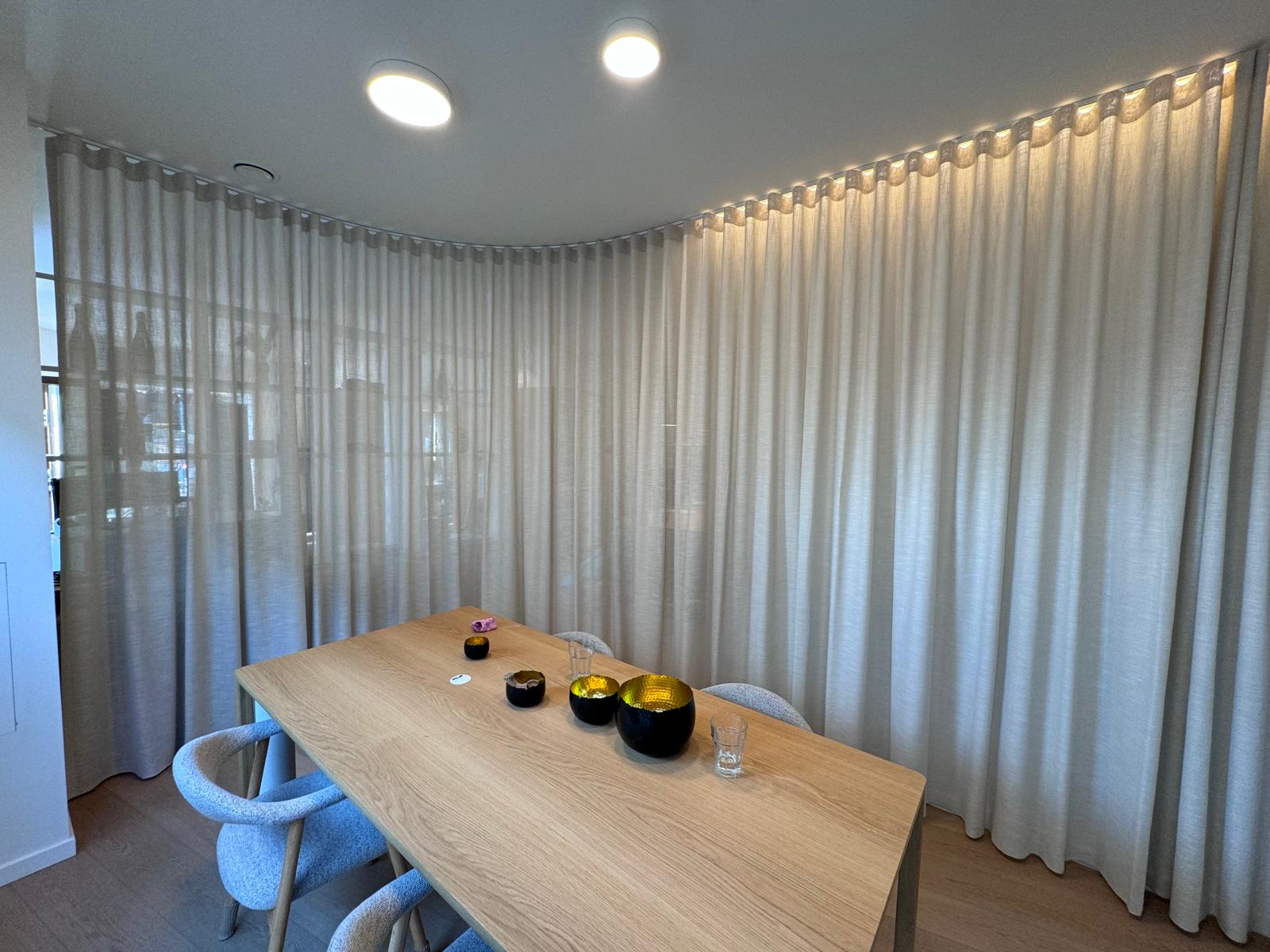 wave gordijnen die geluidswerend zijn.